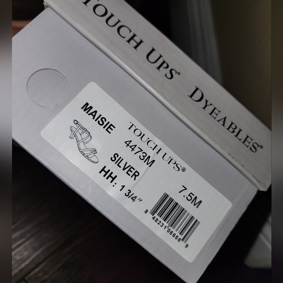 NEW NIOB Benjamin Walk Silver Maisie Heel Sandals, Size 7.5 - Picture 8 of 8